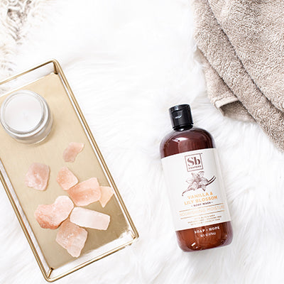 How Vanilla Extract Transforms Your Shower Experience
