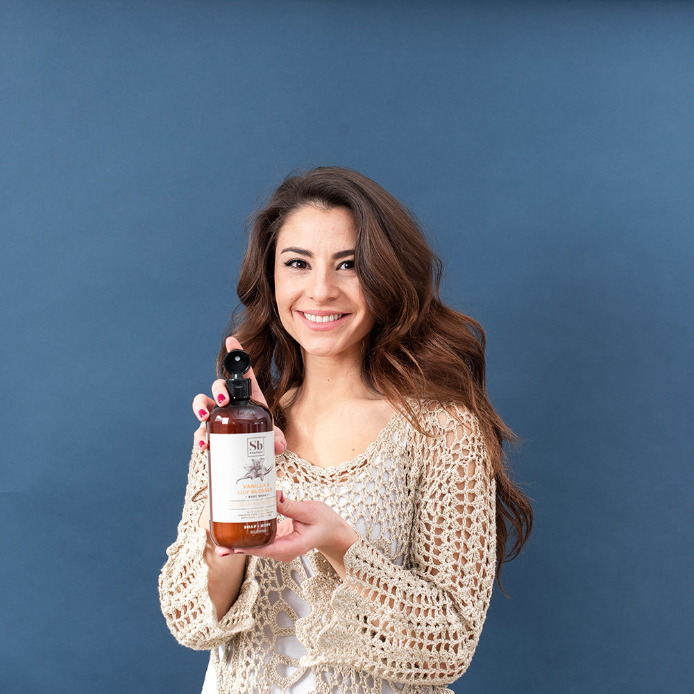 Vanilla & Lily Blossom Nourishing Moisture Body Wash